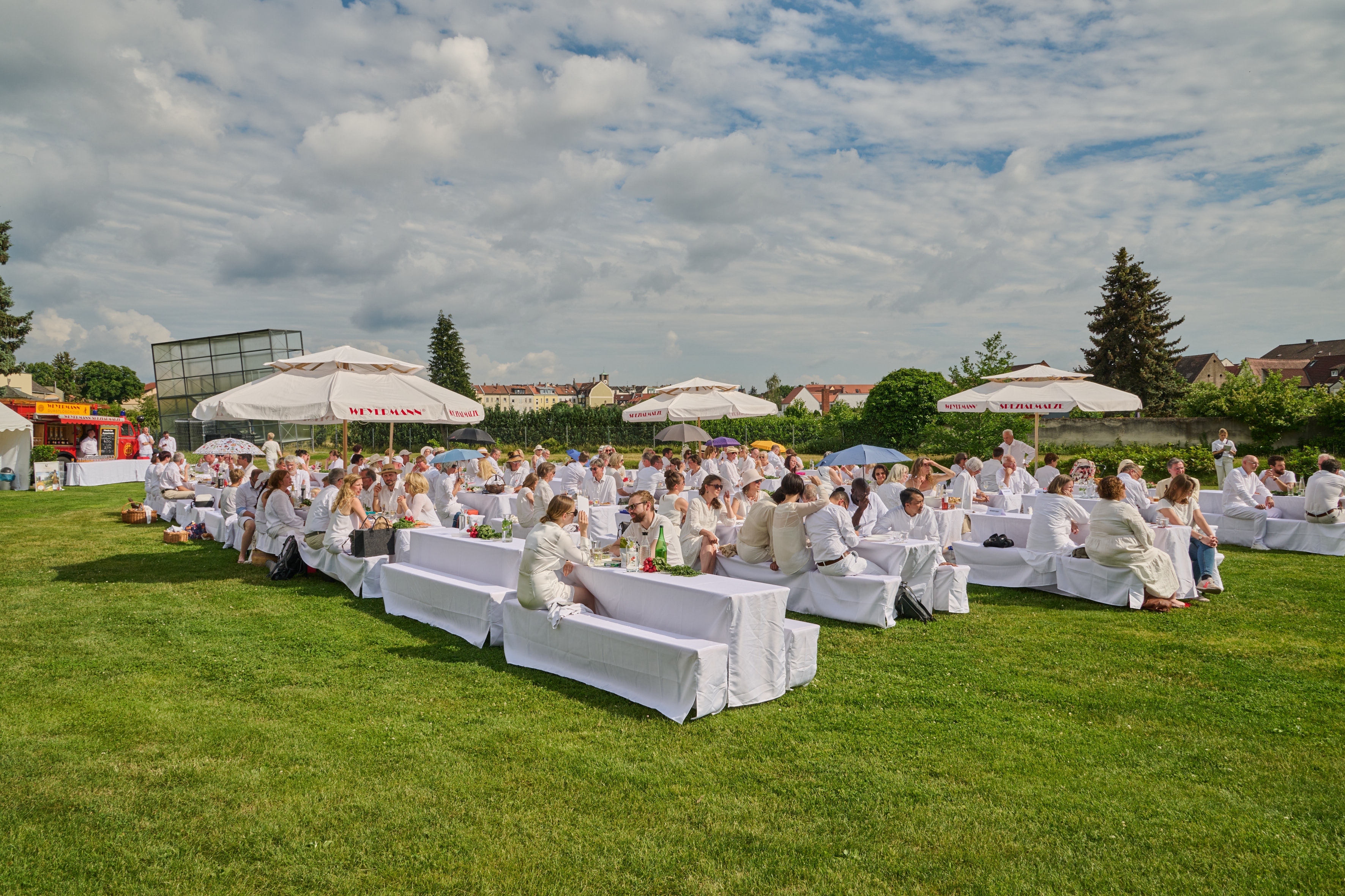 UNESCO World Heritage Day 2022: Dîner en blanc 